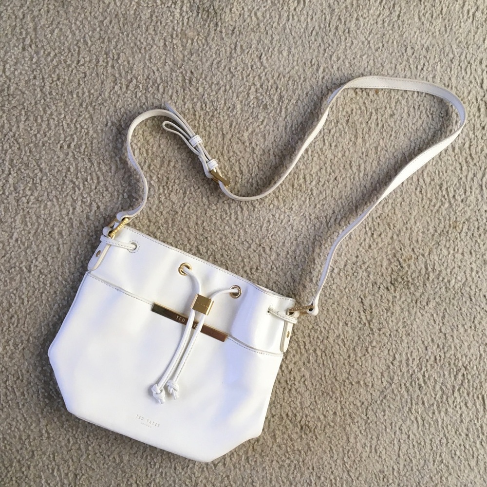 TED BAKER LONDON/“ERSILDA LA VILLE CROSSBODY BUCKET BAG/NEW